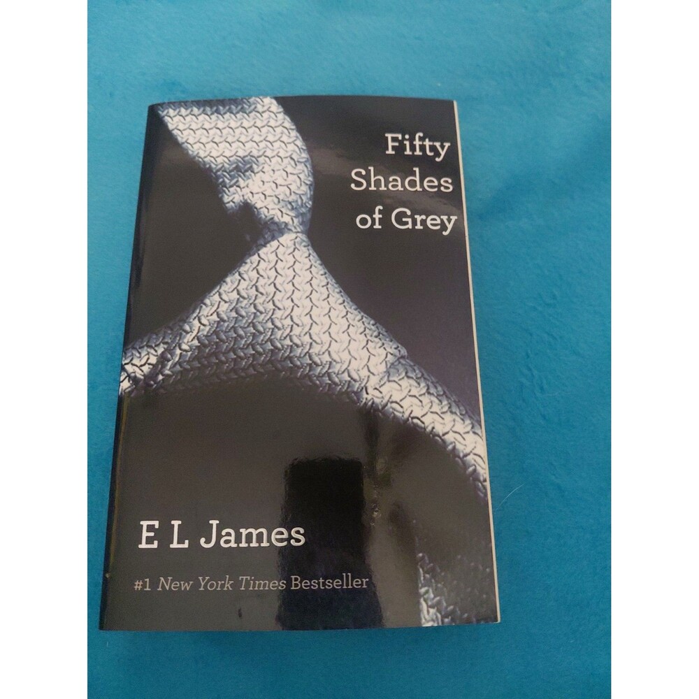 Fifty Shades of Grey : Book One of the Fifty Shades Trilogy by E. L. James...